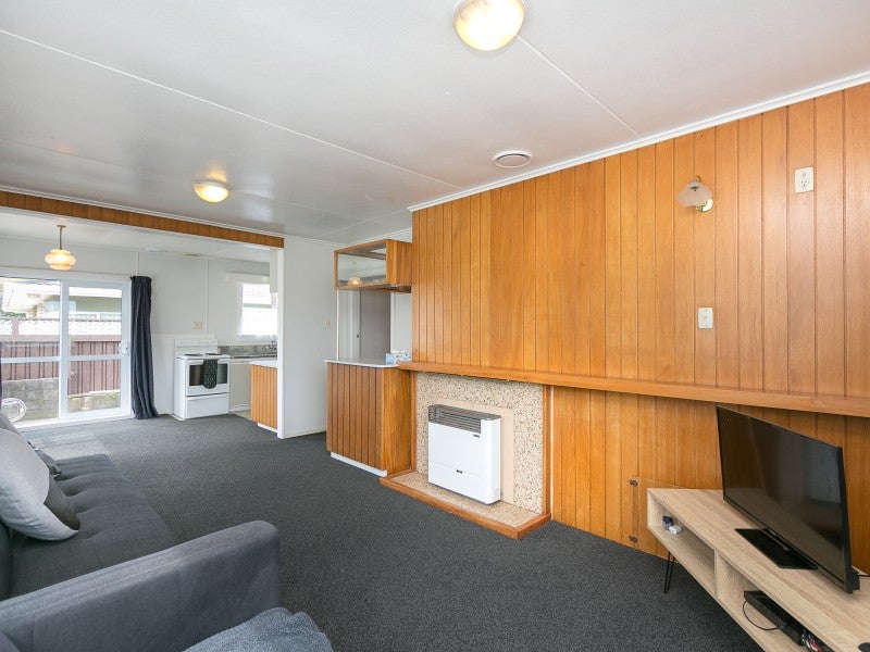 1 Wrantage Street, Westown, New Plymouth - Carousel 2
