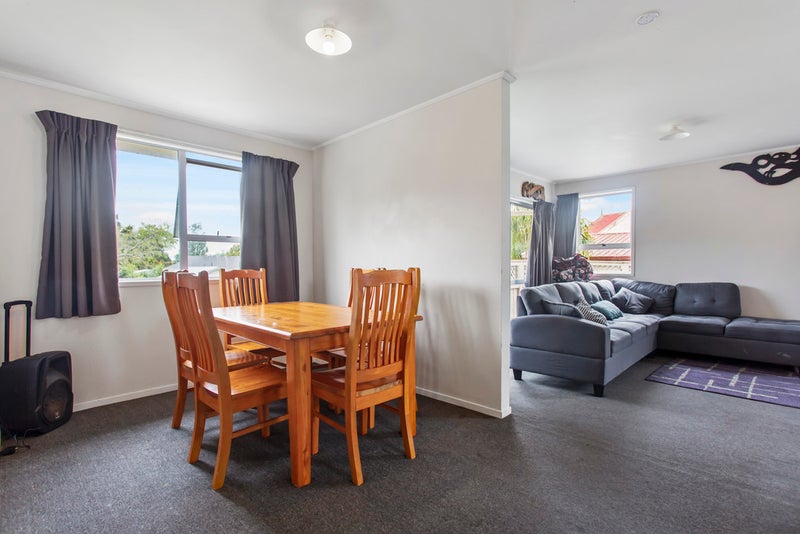 4 Trounson Avenue, Clendon Park, Auckland - Carousel 2