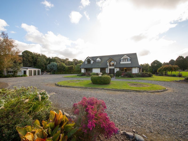 52 River Road, Ashhurst, Ashhurst - Carousel 2