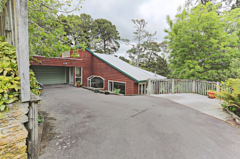11A Mountain View Road, Fitzherbert, Palmerston North - Carousel 2
