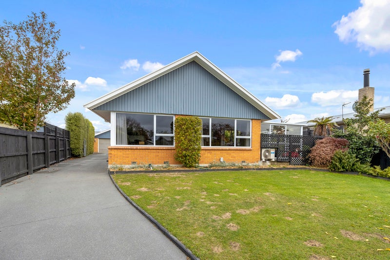 7 Neave Place, Hillmorton, Christchurch - Carousel 1