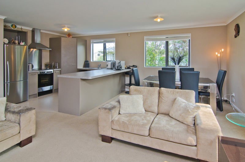 28A Howard Hunter Avenue, Saint Johns, Auckland - Carousel 2