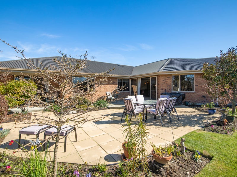 8 Landau Place, Redwoodtown, Blenheim - Carousel 1