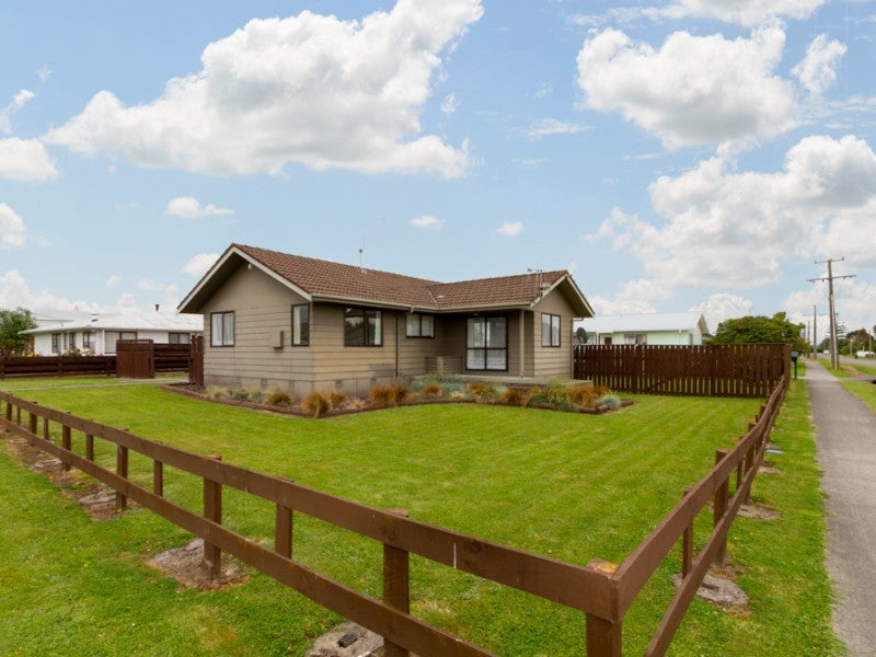 5 Cemetery Road, Sanson, Sanson - Carousel 1