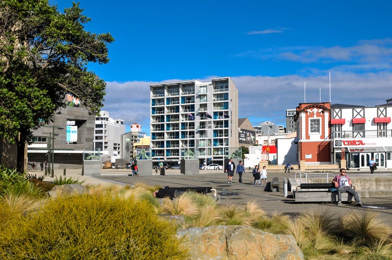 2A/42 Cable Street, Te Aro, Wellington - Carousel 1