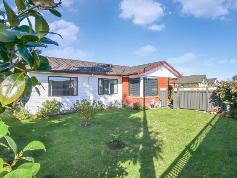 1/133 Avondale Road, GREENMEADOWS, NAPIER - Carousel 2