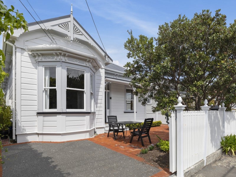 18 Buick Street, Petone, Lower Hutt - Carousel 1