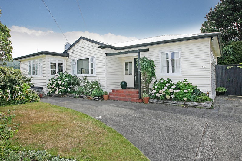 45 Calcutta Street, Khandallah, Wellington - Carousel 1