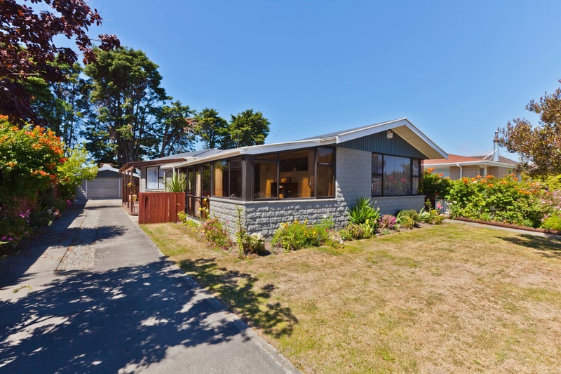 8 Waratah Street, Avondale, Christchurch - Carousel 2