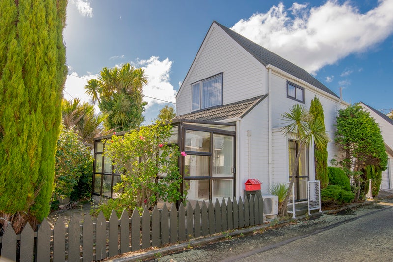 15/50 Darlington Road, Miramar, Wellington - Carousel 1