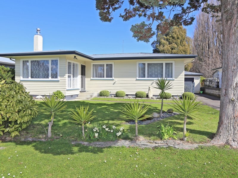 543 Lowe Street, Camberley, Hastings - Carousel 1