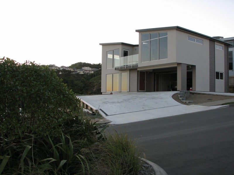 58 Tamworth Crescent, Newlands, Wellington - Carousel 1