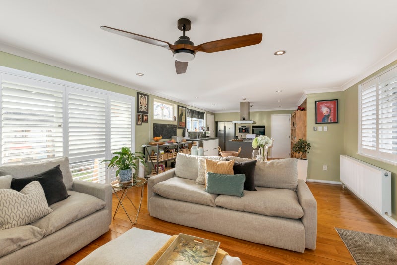 1/426 Stokes Valley Road, Stokes Valley, Lower Hutt - Carousel 2