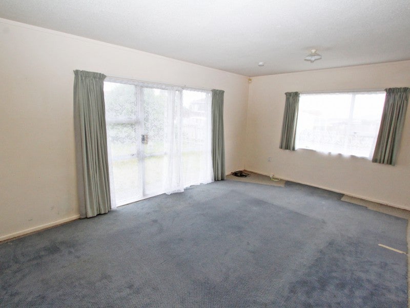125 Pikarere Street, Titahi Bay, Porirua - Carousel 2