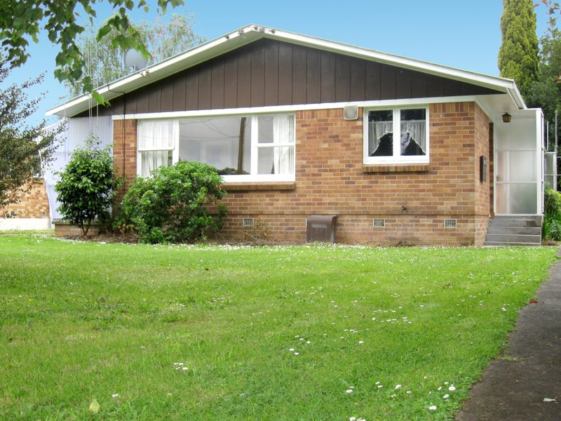 13A Southsea Crescent, Silverdale, Hamilton - Carousel 10