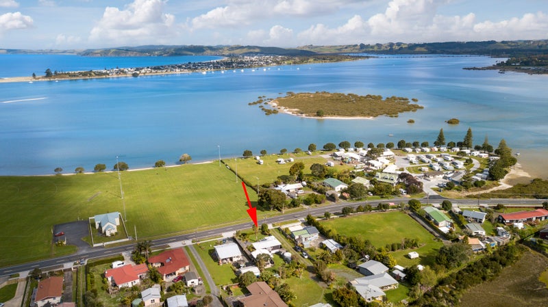 542 Leigh Road, Whangateau - Carousel 21