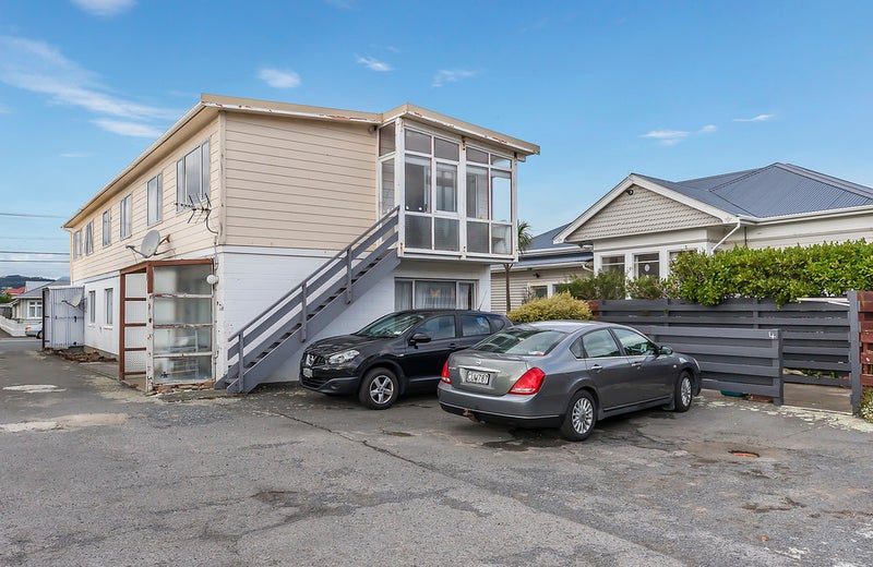 4/192 Onepu Road, Lyall Bay, Wellington - Carousel 2