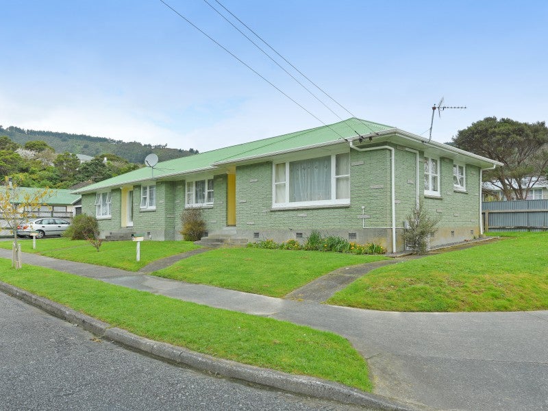 11 Glen Alice GRove, NAENAE, LOWER HUTT - Carousel 2
