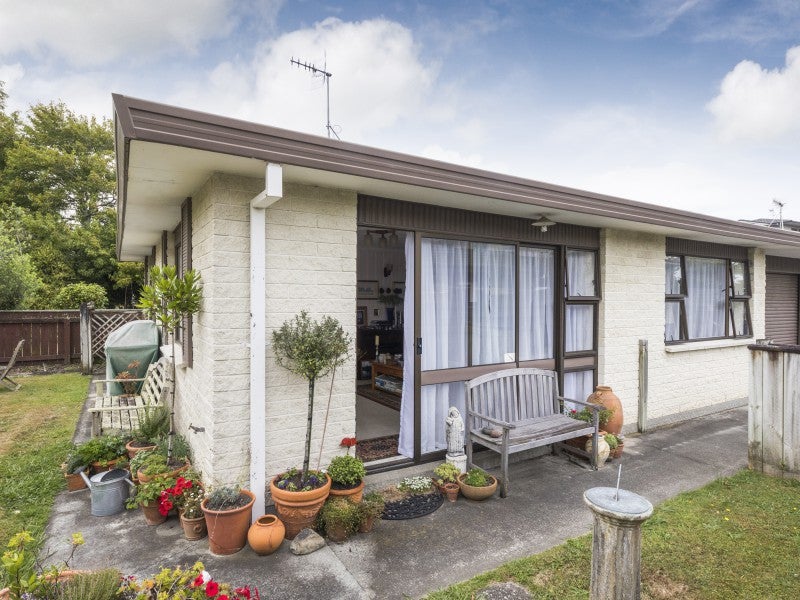 25 Redwood Grove, Hokowhitu, Palmerston North - Carousel 2