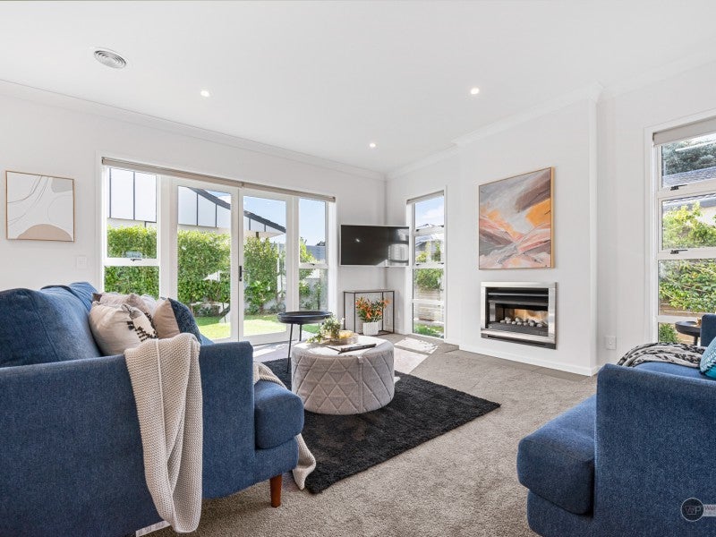 16A Graham Street, Petone, Lower Hutt - Carousel 2