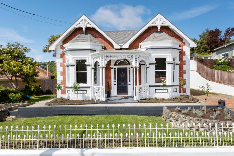 1 Lomond Street, Caversham, Dunedin - Carousel 1