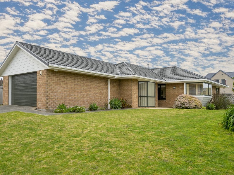 16A Major Durie Place, Waikanae Beach, Waikanae - Carousel 1