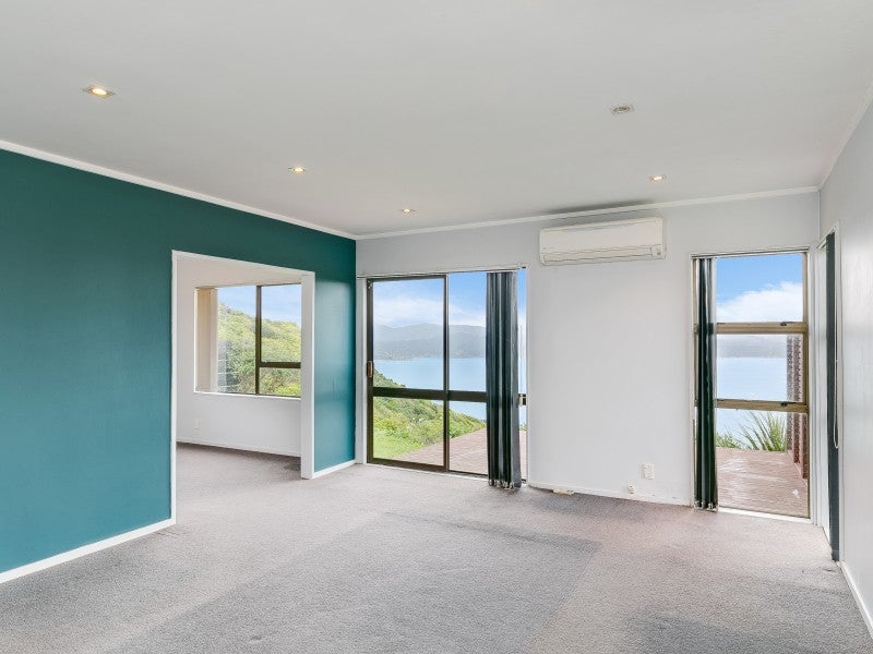 23 Edgecombe Street, Newlands, Wellington - Carousel 2