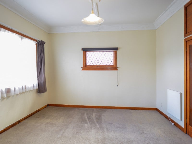 605 Queen Street East, Parkvale, Hastings - Carousel 2