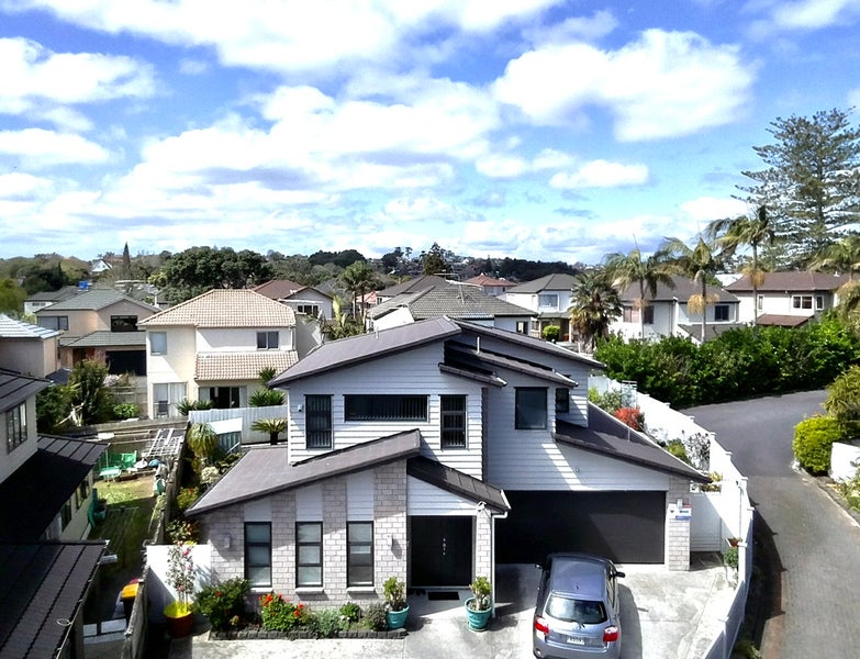 43B Redoubt Road, Goodwood Heights, Auckland - Carousel 2