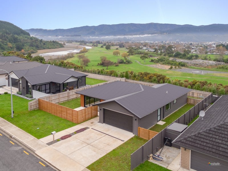 108 Riverstone Drive, Riverstone Terraces, Upper Hutt - Carousel 1