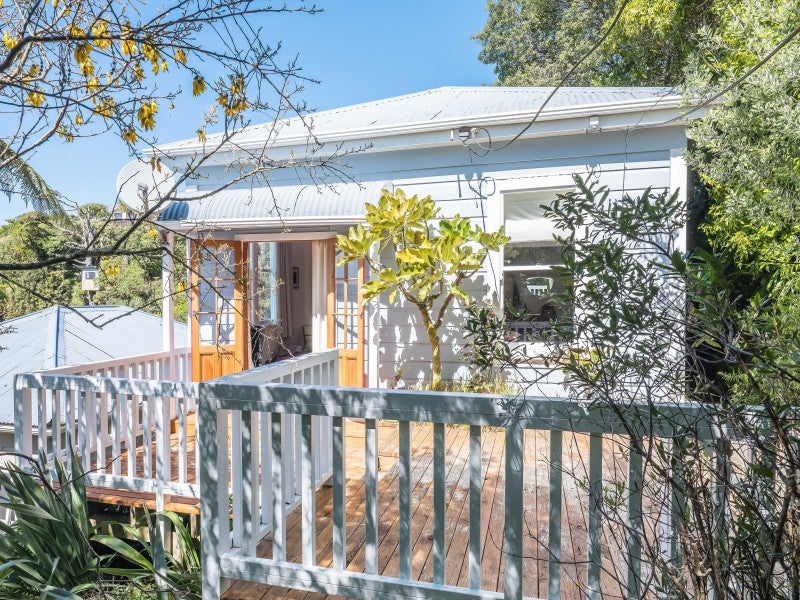 65 Reuben Avenue, Brooklyn, Wellington - Carousel 15