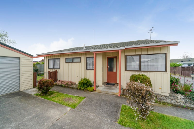 23 Chatsworth Place, Highbury, Palmerston North - Carousel 2