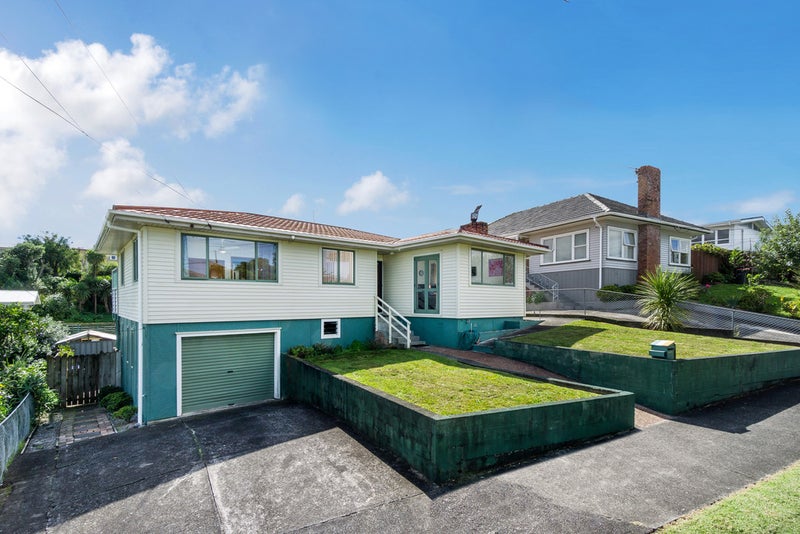 15 Mulgan Street, New Windsor, Auckland - Carousel 1