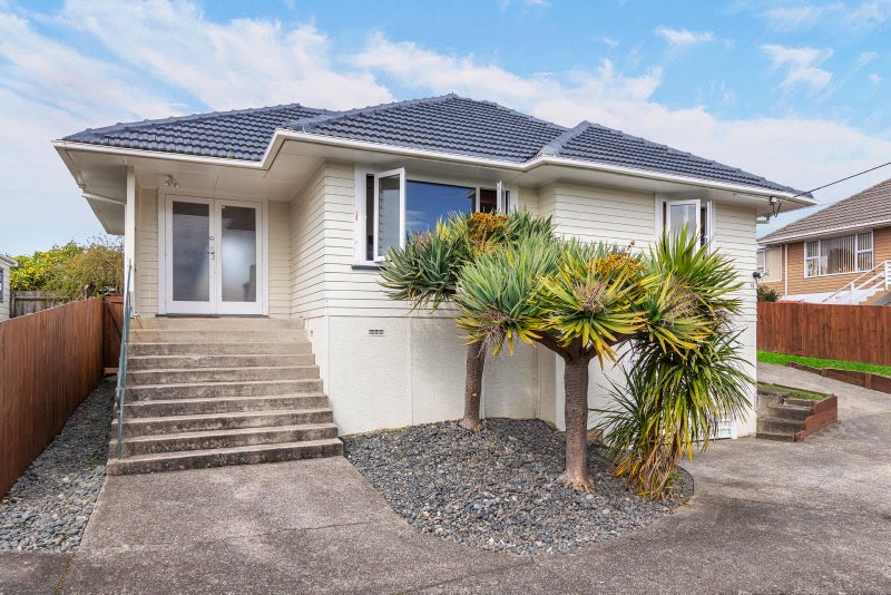 13 Glen Marine Parade, Glendene, Auckland - Carousel 2