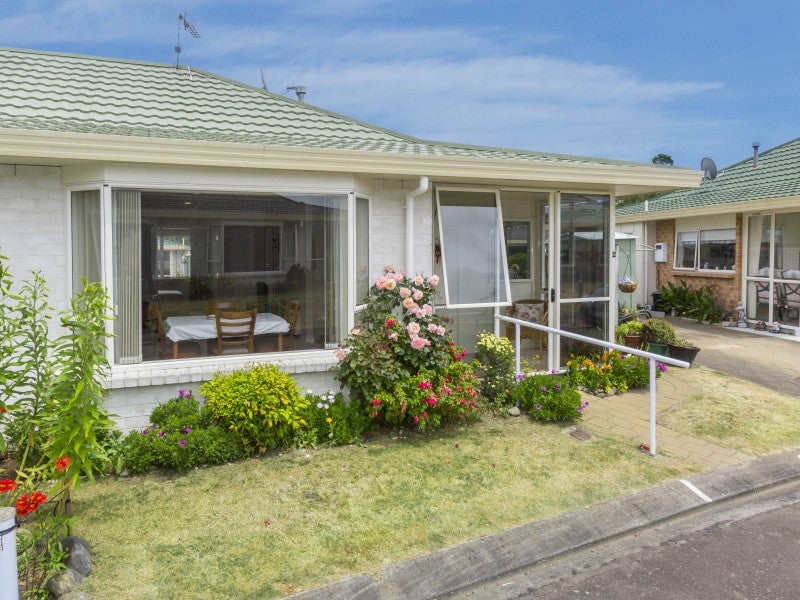 38/17 John Street, Trentham, Upper Hutt - Carousel 21