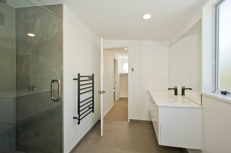 92 Centaurus Road, Huntsbury, Christchurch - Carousel 13