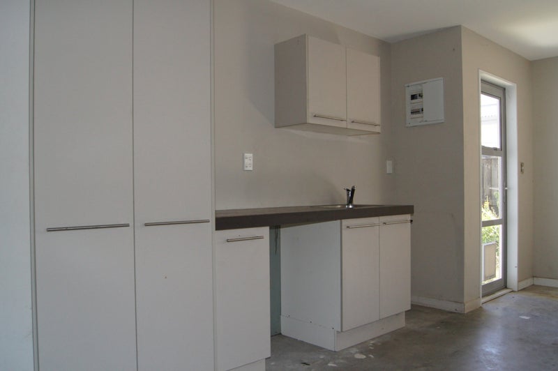 1A Corsican Grove, Parklands, Christchurch - Carousel 12