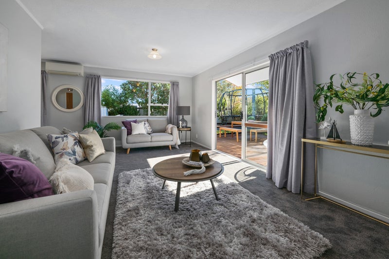 2 Wisteria Grove, Maungaraki, Lower Hutt - Carousel 2