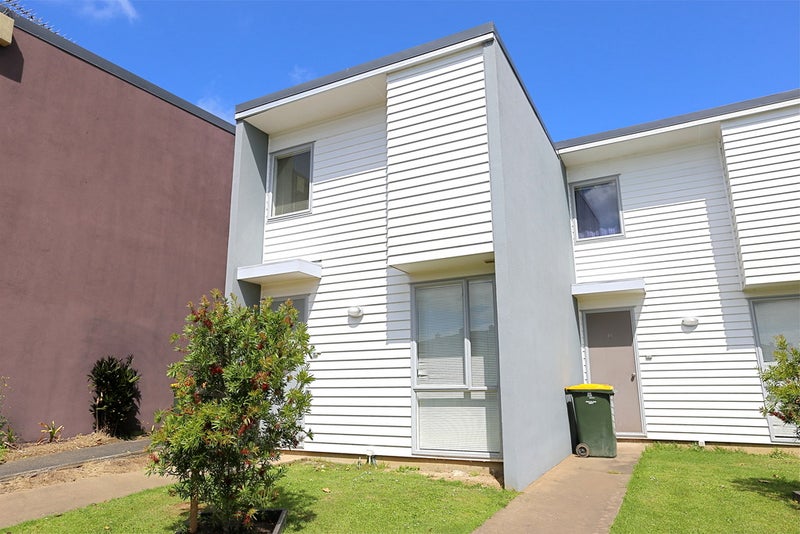 1/7 Kelvin Hart Drive, East Tamaki, Auckland - Carousel 1
