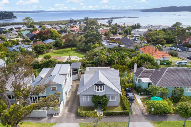 9 Lemington Road, Westmere, Auckland - Carousel 2