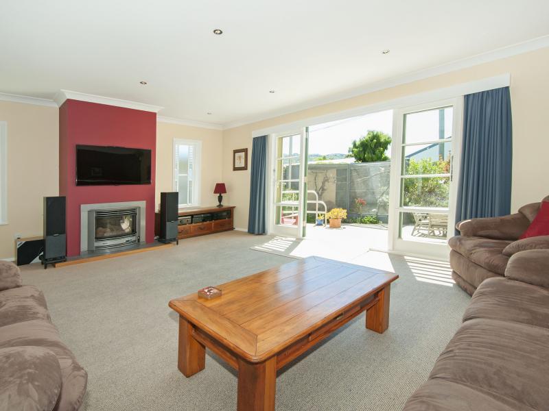 18 Anderson Grove, Epuni, Lower Hutt - Carousel 2