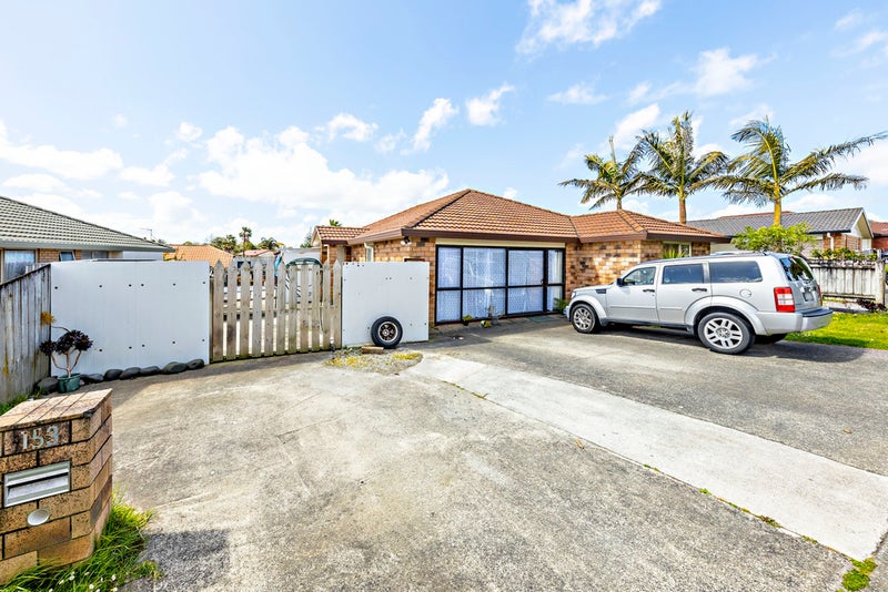 153 Naylors Drive, Mangere, Auckland - Carousel 2
