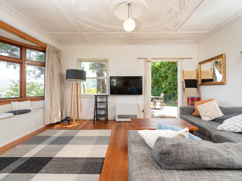 58 Pembroke Road, Northland, Wellington - Carousel 2