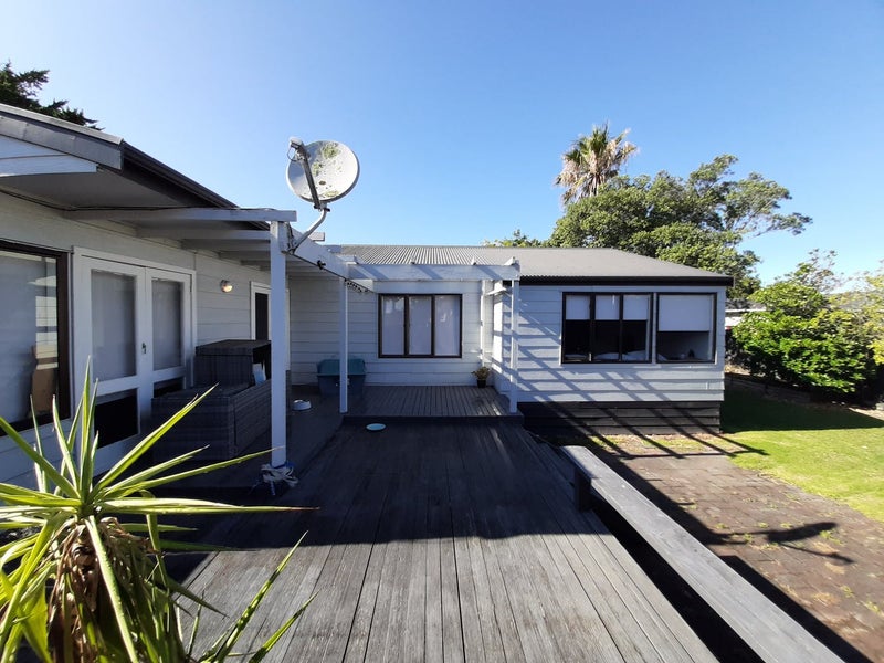 16 Finlayson Avenue, Clendon Park, Auckland - Carousel 1