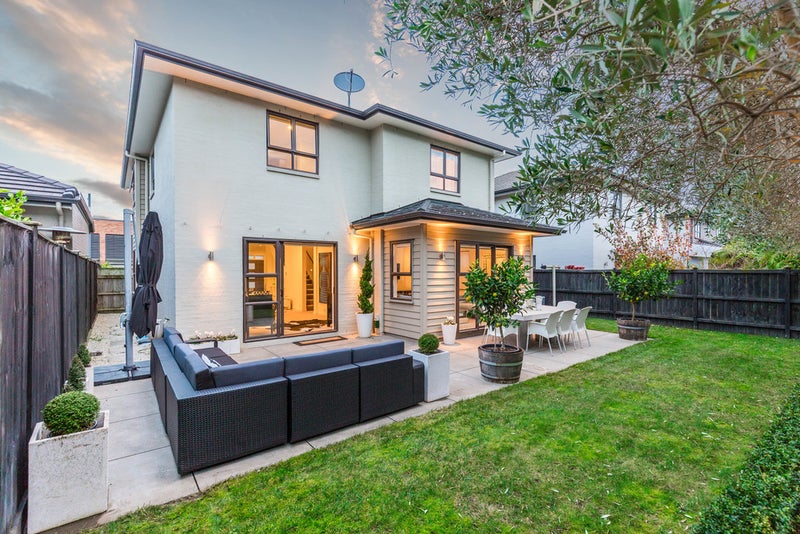 3 Wynne Gray Avenue, Mount Wellington, Auckland - Carousel 1