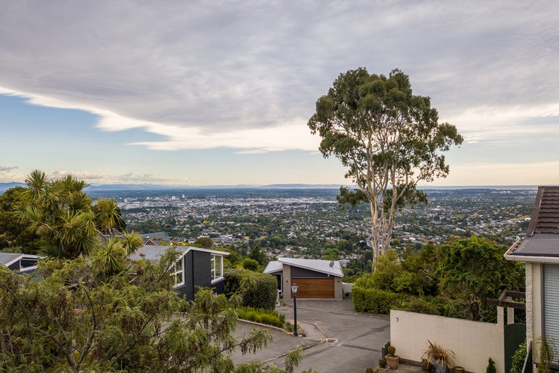 1/7 Patchett Place, Cashmere, Christchurch - Carousel 2