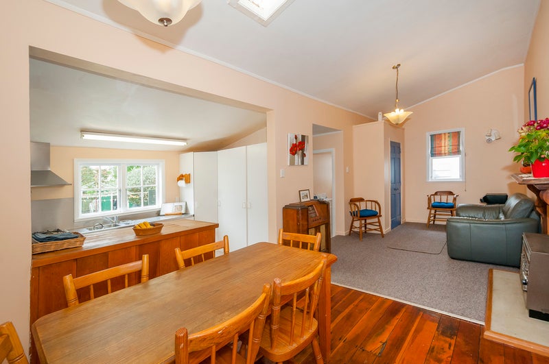 7 High Street, Petone, Lower Hutt - Carousel 2