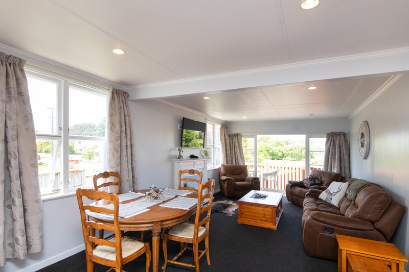88 Tutaenui Road, Marton - Carousel 1