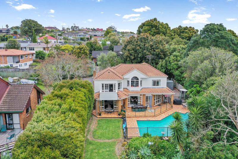 45 Ocean View Road, Hillcrest, Auckland - Carousel 1