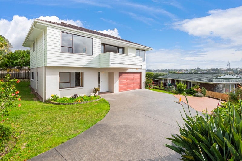2/21 Arran Road, Browns Bay, Auckland - Carousel 1